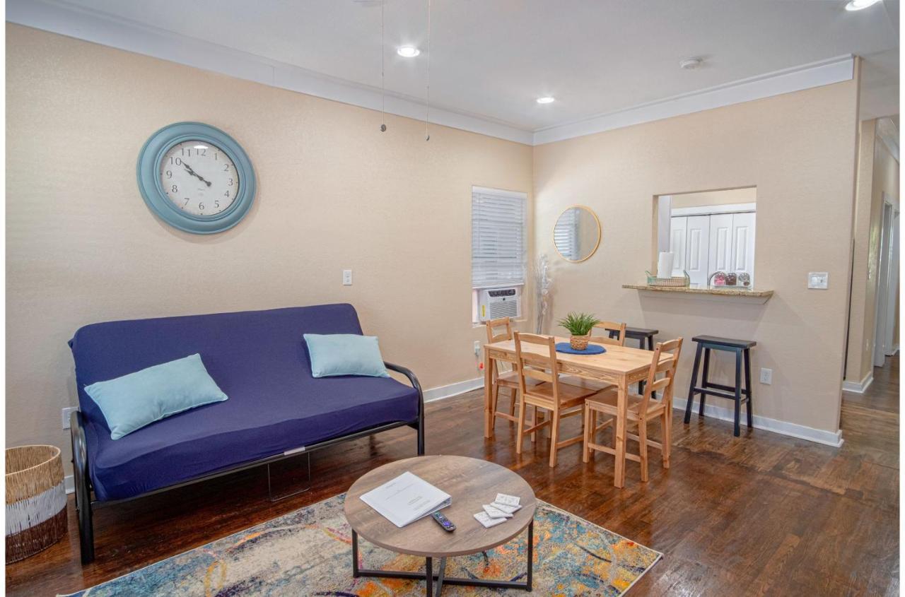 Appartamento Fabulous Newly Renovated 1Br1Ba Near Downtown San Antonio Esterno foto