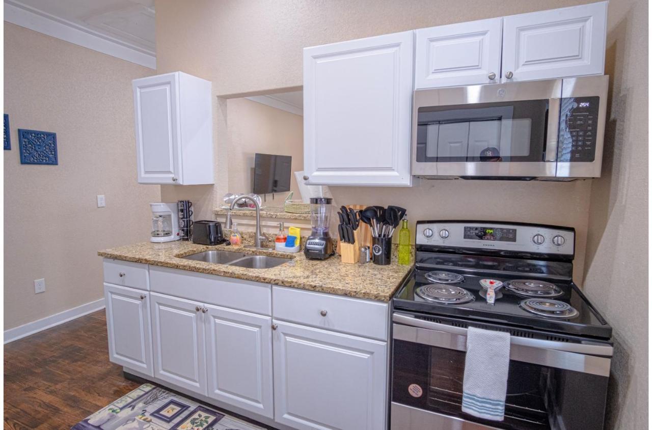 Appartamento Fabulous Newly Renovated 1Br1Ba Near Downtown San Antonio Esterno foto